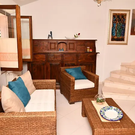 Da Minnia Bed & Breakfast Orgosolo